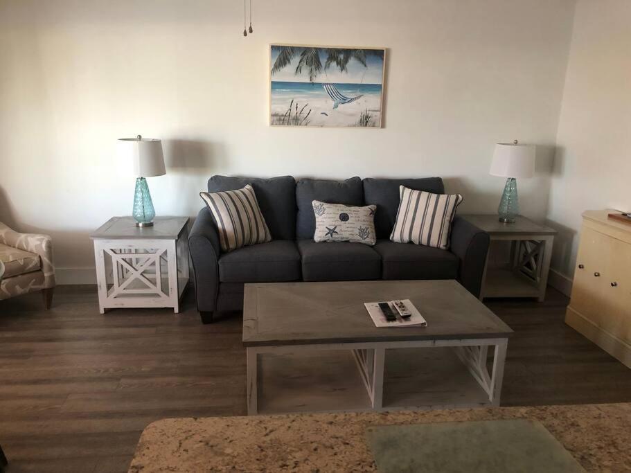 Aloha Apartments On The Intracoastal-Walk To The Beach Помпано Бийч Екстериор снимка