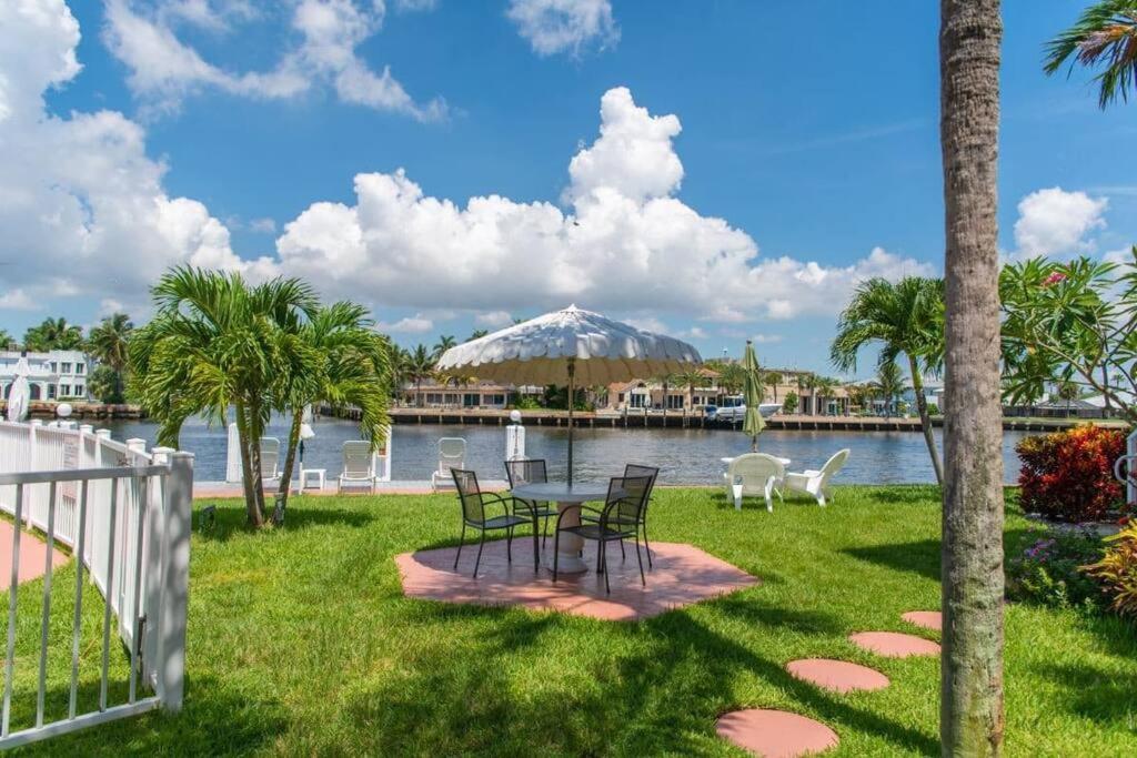 Aloha Apartments On The Intracoastal-Walk To The Beach Помпано Бийч Екстериор снимка