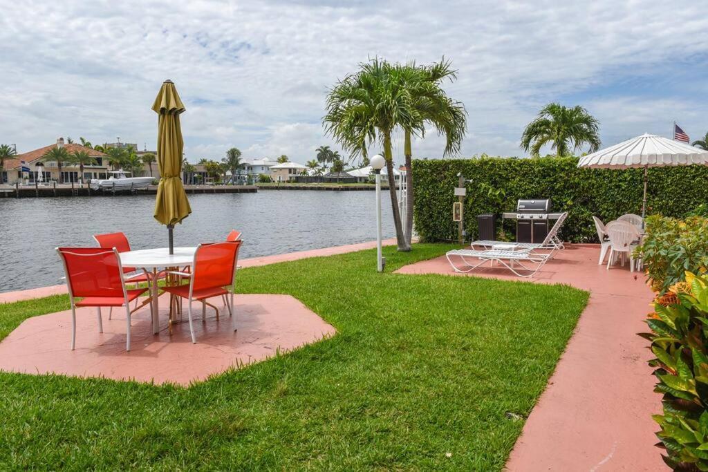 Aloha Apartments On The Intracoastal-Walk To The Beach Помпано Бийч Екстериор снимка