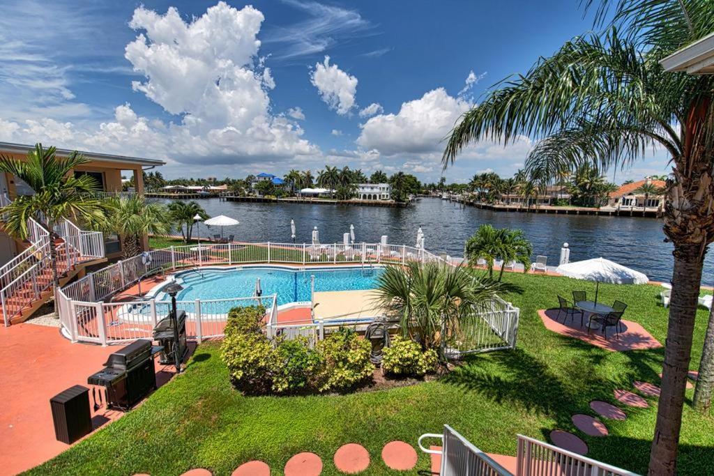 Aloha Apartments On The Intracoastal-Walk To The Beach Помпано Бийч Екстериор снимка